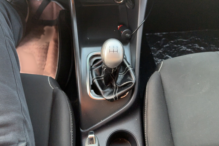 Changan Alsvin 2021 immagine di auto #18