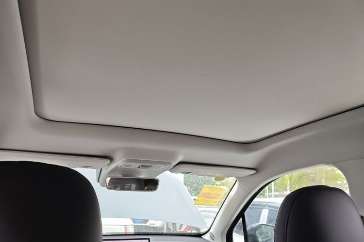 零跑汽车 零跑C10 2025 汽车图片 #18