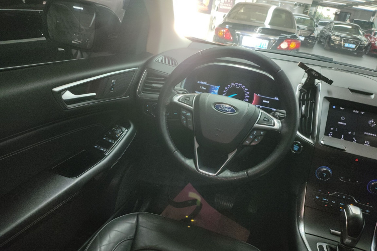 Ford Edge 2018 image de voiture #18