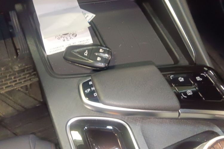 Changan UNI-T 2022 car image #18