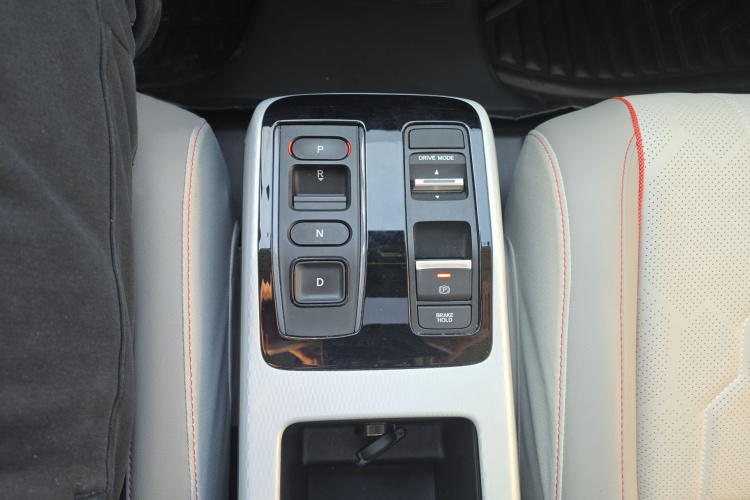 Honda e:NS2 2025 car image #18