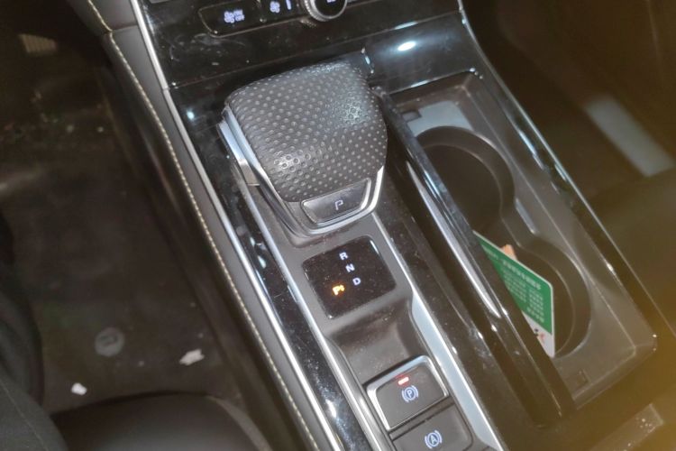 Roewe i6 MAX New Energy 2024 imagem de carro #18