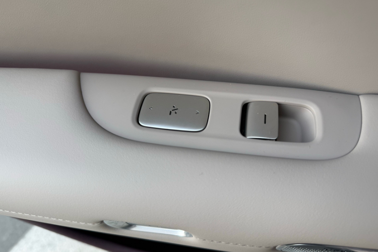 小米汽车 小米YU7 2025 #18 小米汽车 小米YU7 2025 汽车图片 #18