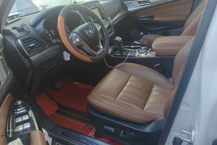 Changan CS95 2018 car image #18