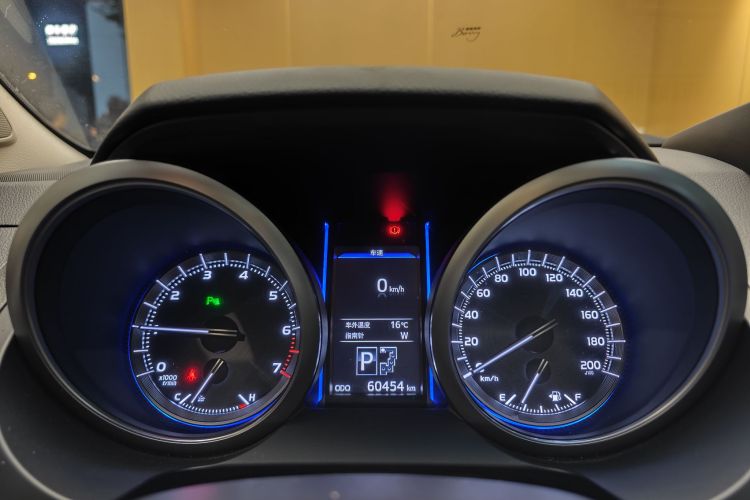 Toyota Land Cruiser Prado 2017 car image #18