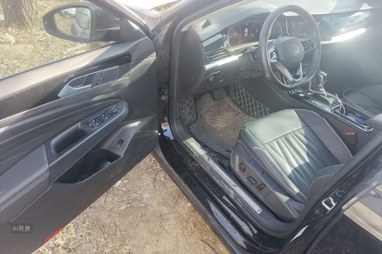 Volkswagen Passat 2022 car image #18