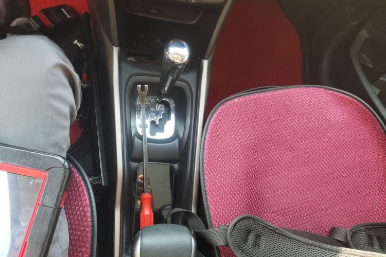 标致 标致2008 2015 汽车图片 #18