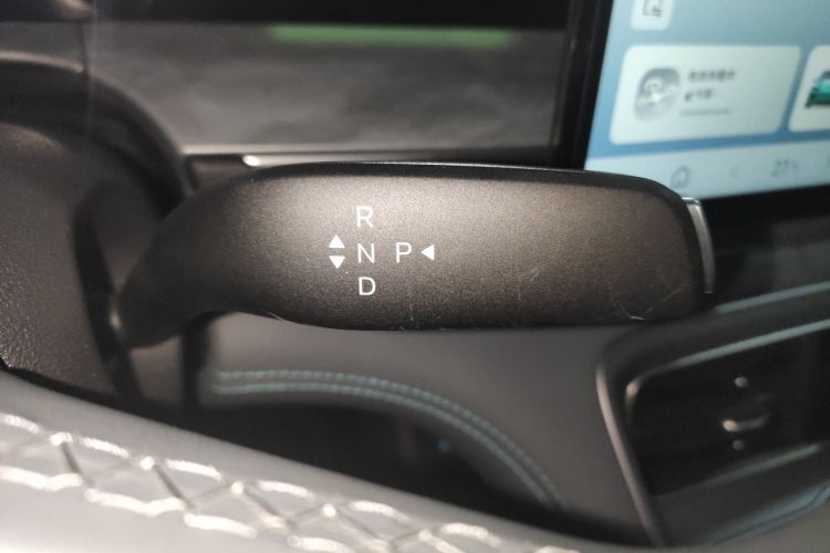 BYD Sea Lion 07 DM-i 2025 car image #18