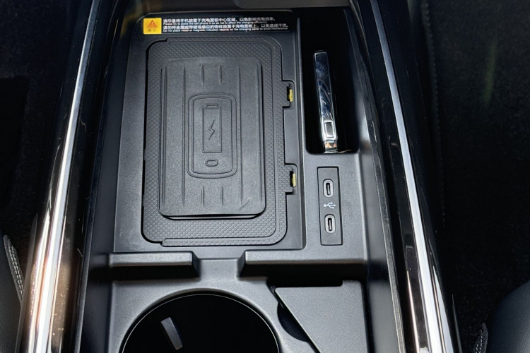 Volkswagen ID.4 X 2024 #18 Volkswagen ID.4 X 2024 car image #18