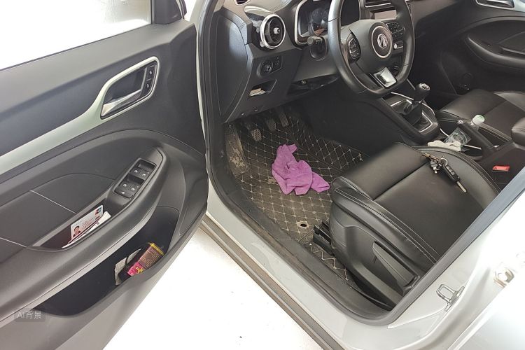 MG ZS 2018 imagen de coche #18