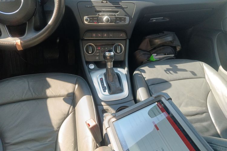 Audi Q3 2016 изображение автомобиля #18