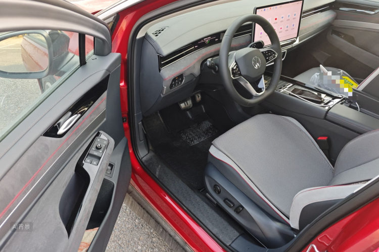 Volkswagen ID.7 Vizzion 2025 car image #18