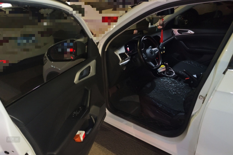 Tacqua 2021 car image #18