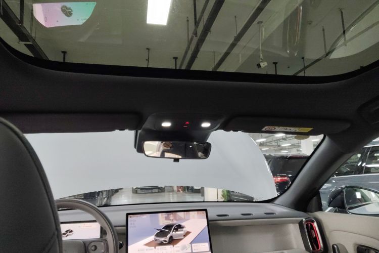 零跑汽车 零跑Lafa5 2025 汽车图片 #18