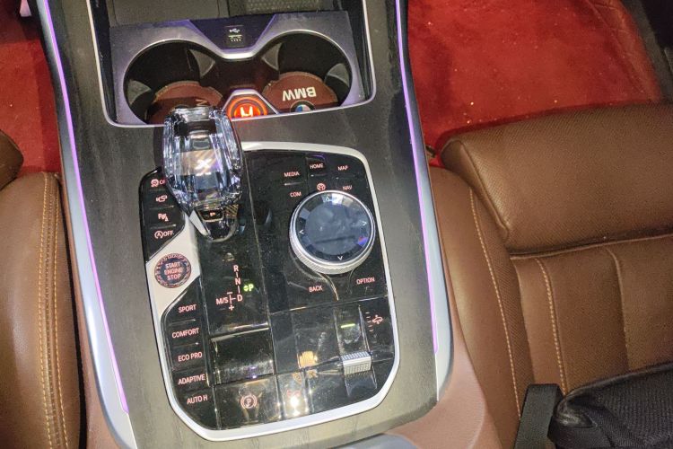 BMW X7 2022 #18 BMW X7 2022 car image #18