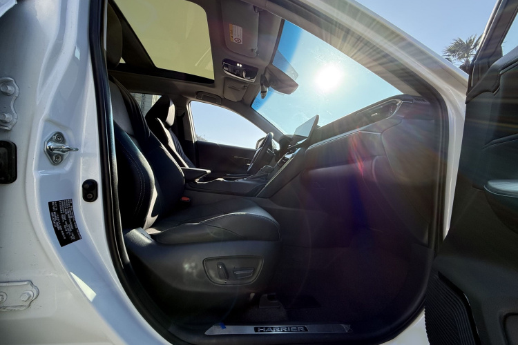 Toyota Harrier 2023 imagem de carro #18