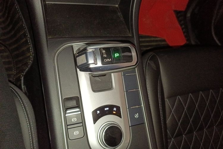 Great Wall Poer 2020 car image #18