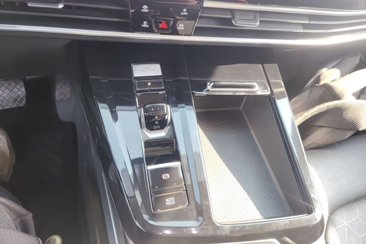 Volkswagen Talagon 2023 car image #18