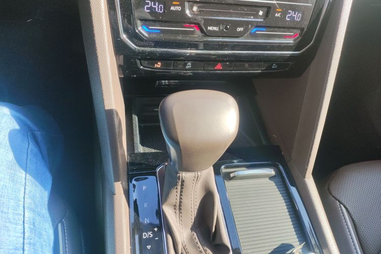 Volkswagen Viloran 2022 #18 Volkswagen Viloran 2022 car image #18