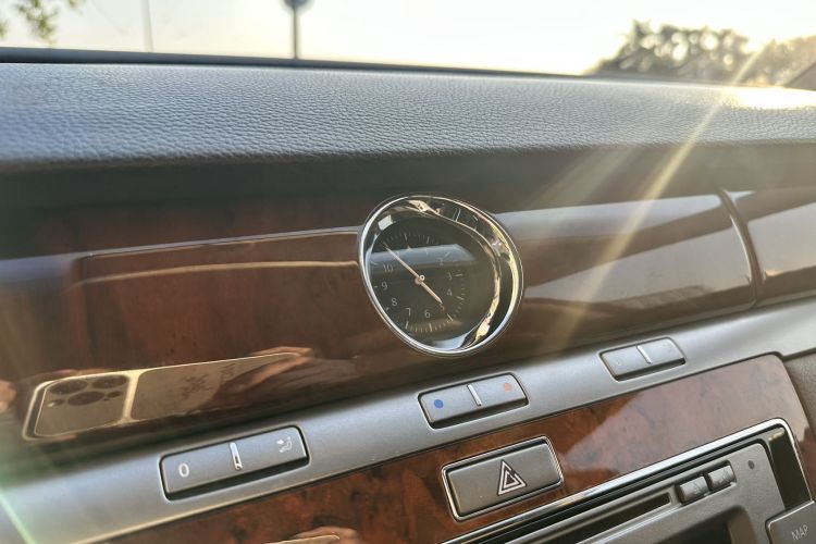 Volkswagen Pheaton 2012 immagine di auto #18