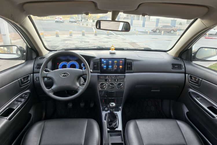 BYD F3 2019 car image #18
