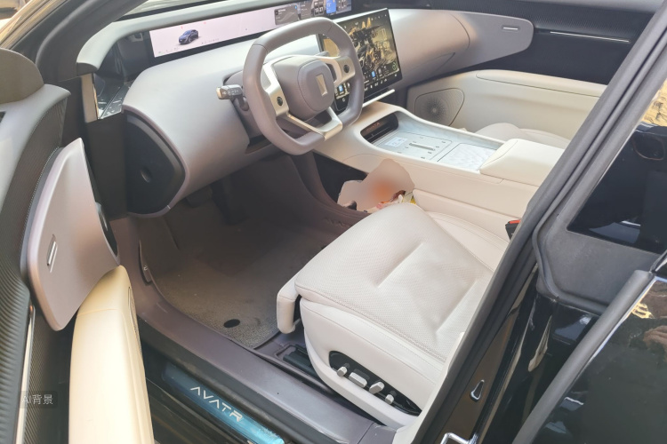 阿维塔 阿维塔12 2024 汽车图片 #18