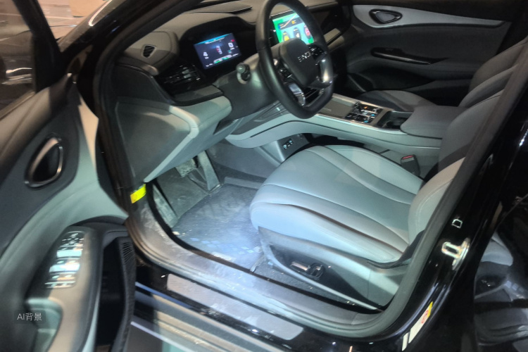 BYD Seal 07 DM-i 2025 car image #18
