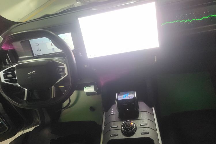 Jetour Traveller 2024 car image #18