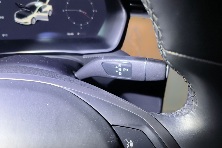 Tesla Model S 2020 car image #18