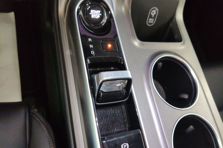 GAC Trumpchi E8 New Energy 2023 car image #18