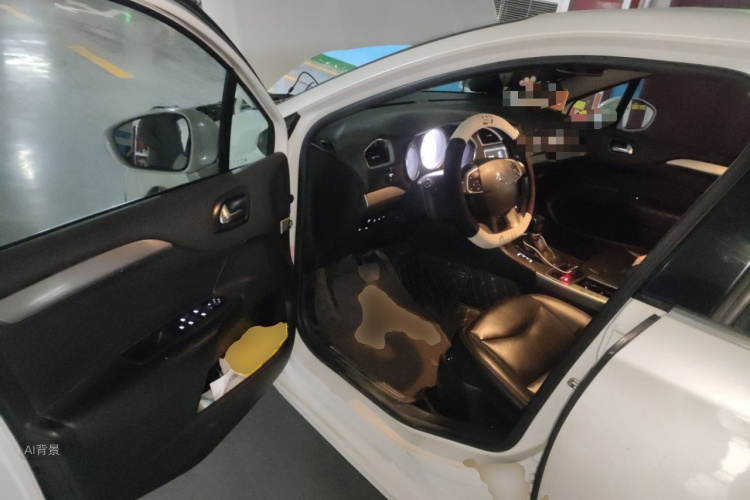 Citroen C4L 2018 immagine di auto #18