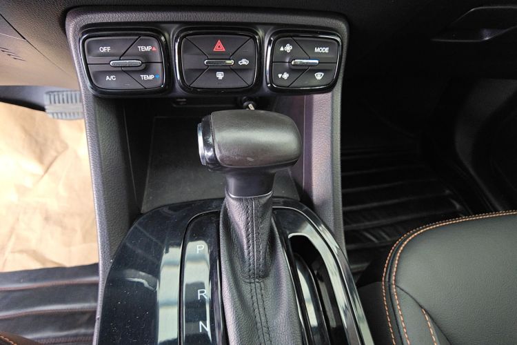 GAC Trumpchi GS3 2019 car image #18