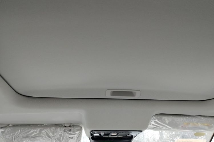 Honda e:NS2 2025 car image #18