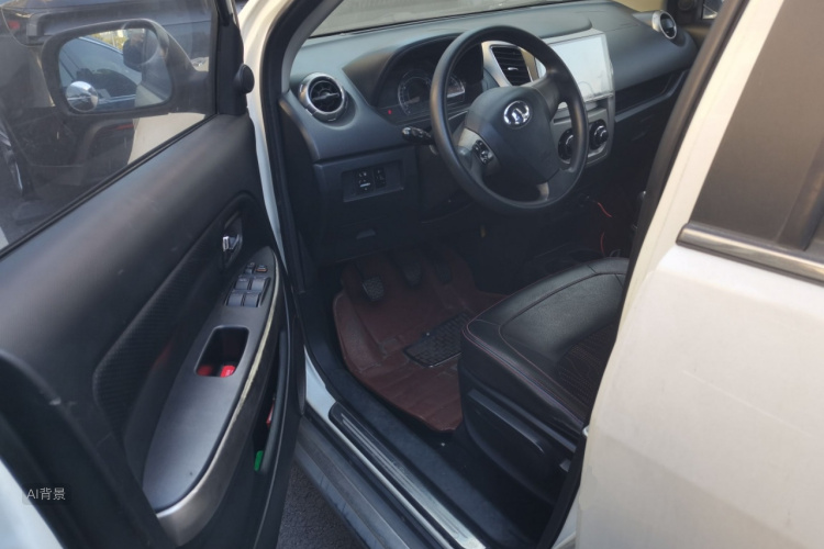 Great Wall M4 2013 car image #18