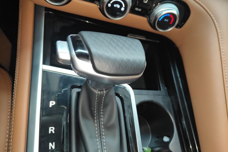 Changan CS95 2023 #18 Changan CS95 2023 car image #18