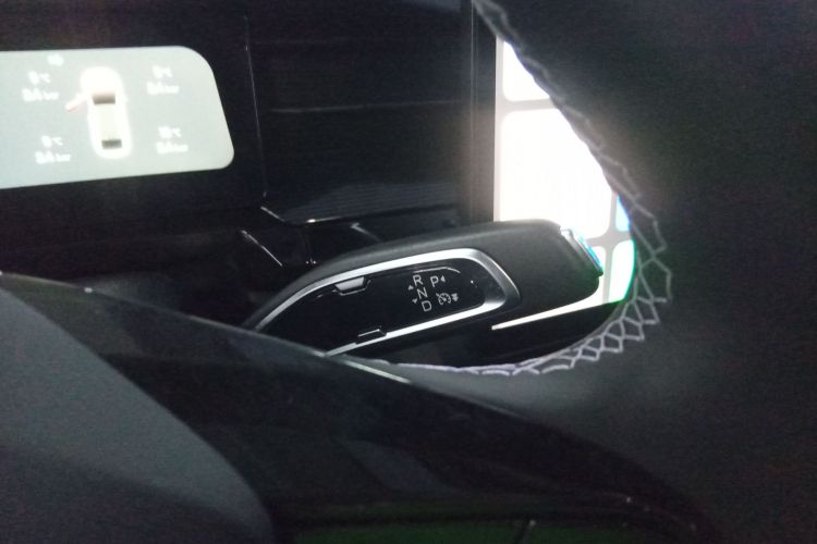 Livan 7 2025 imagen de coche #18