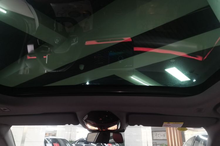 BMW i5 2025 car image #18