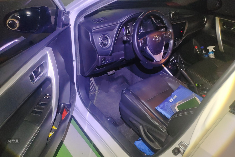 Toyota Corolla Hybird E+ 2019 immagine di auto #18