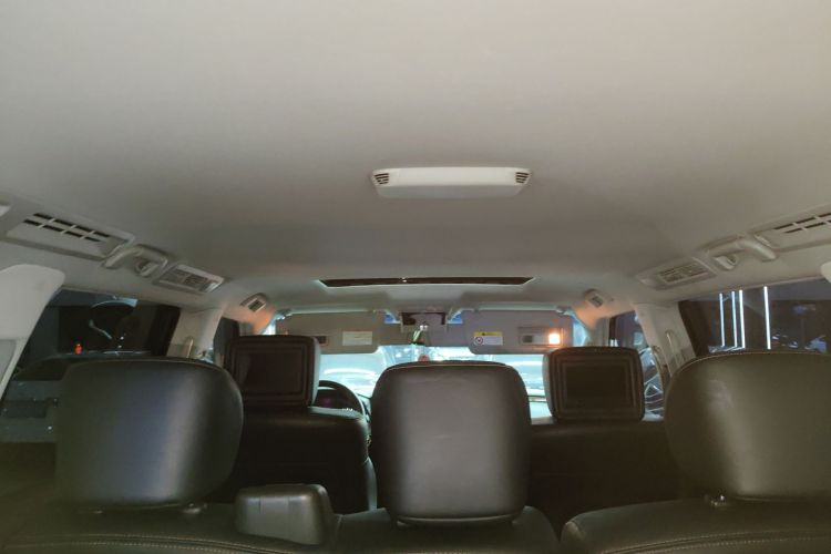 日产 途乐 2018 汽车图片 #18