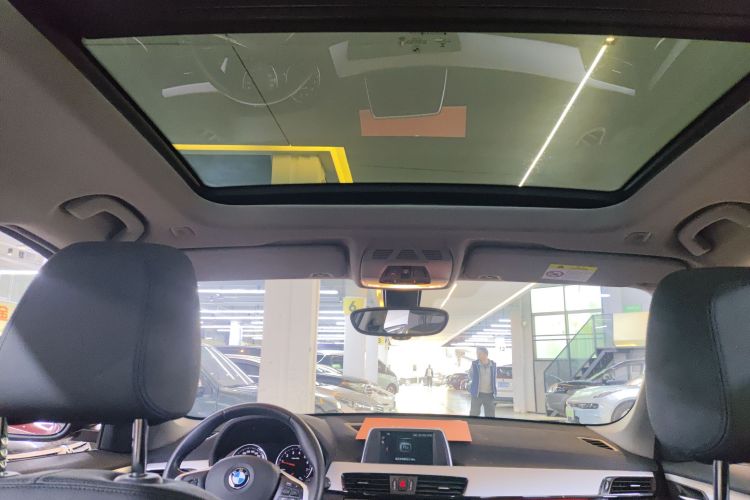 BMW X1 2019 #18 BMW X1 2019 immagine di auto #18