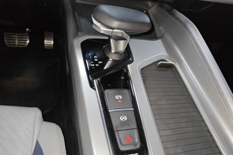 Preface 2024 immagine di auto #18