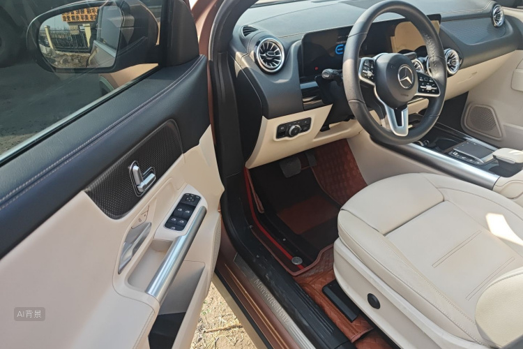 Mercedes-Benz EQA Class 2023 صورة سيارة #18