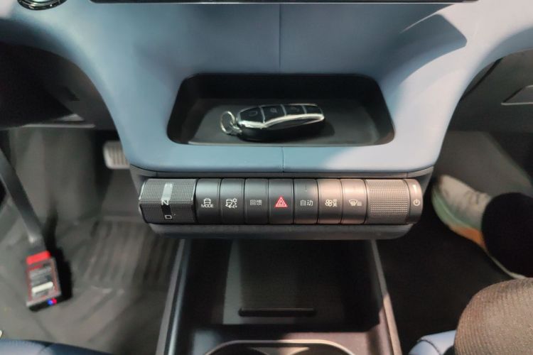 BYD Dolphin 2024 car image #18