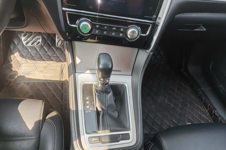 MG 6 2018 car image #18