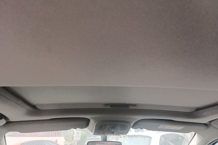 Citroen C4L 2015 car image #18