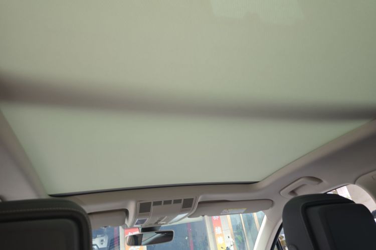 Volkswagen Touareg 2022 immagine di auto #18