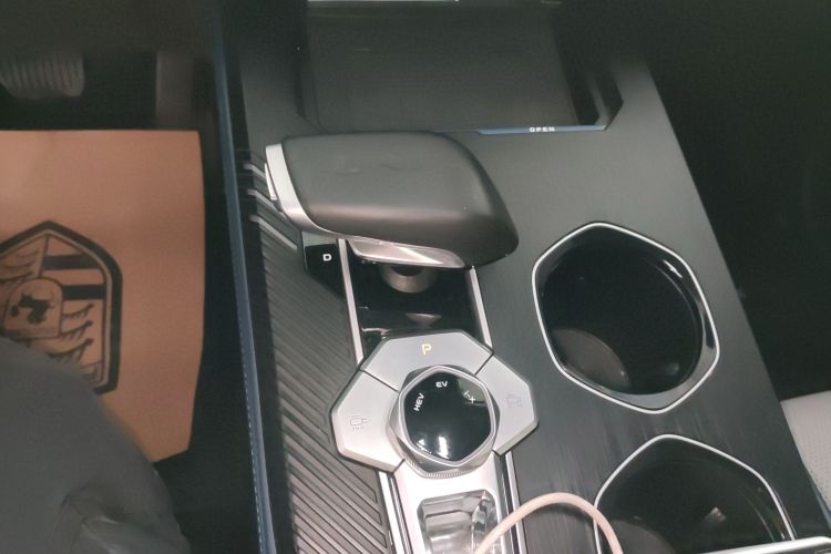 Changan UNI-K iDD 2022 car image #18