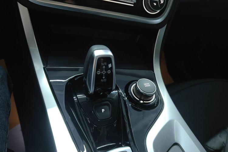 Lynk & Co 01 EM-P 2018 car image #18