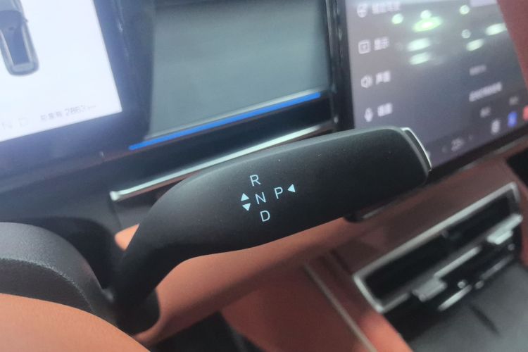 BYD Tang L 2025 #18 BYD Tang L 2025 imagen de coche #18