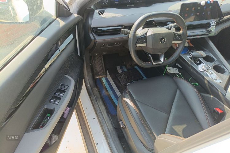 Changan UNI-V 2022 car image #18